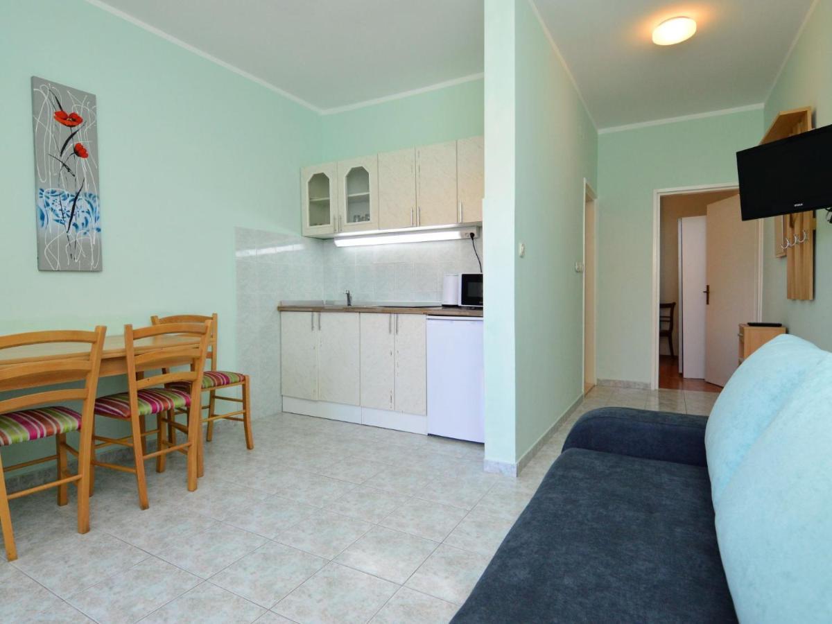 Apartment Katarina 3 - Sib156 By Interhome Бродарица Экстерьер фото